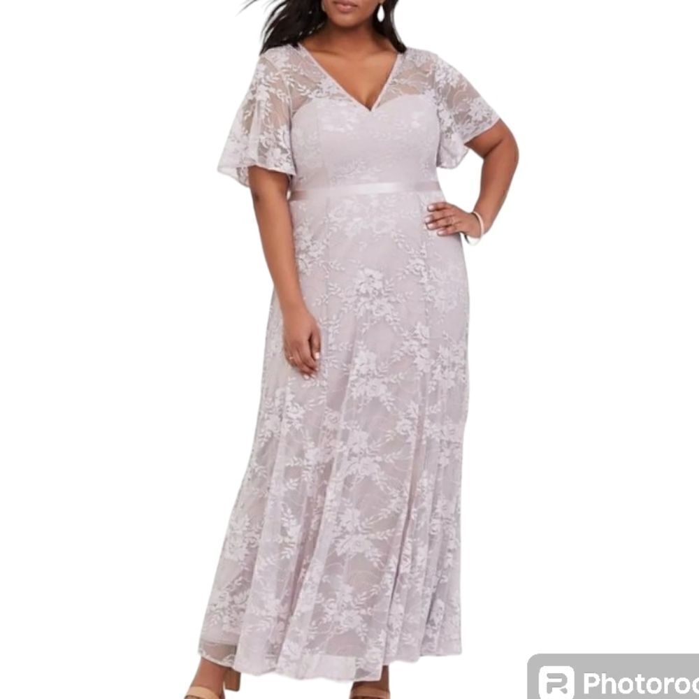 Special Occasion Lilac Purple Lace Gown